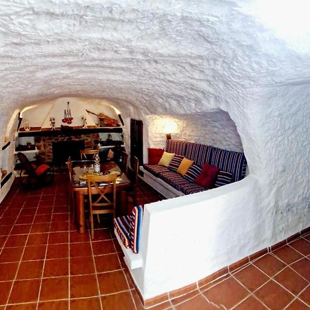 Casa Cueva Cascamorras "Capricho Andaluz" Баса Экстерьер фото
