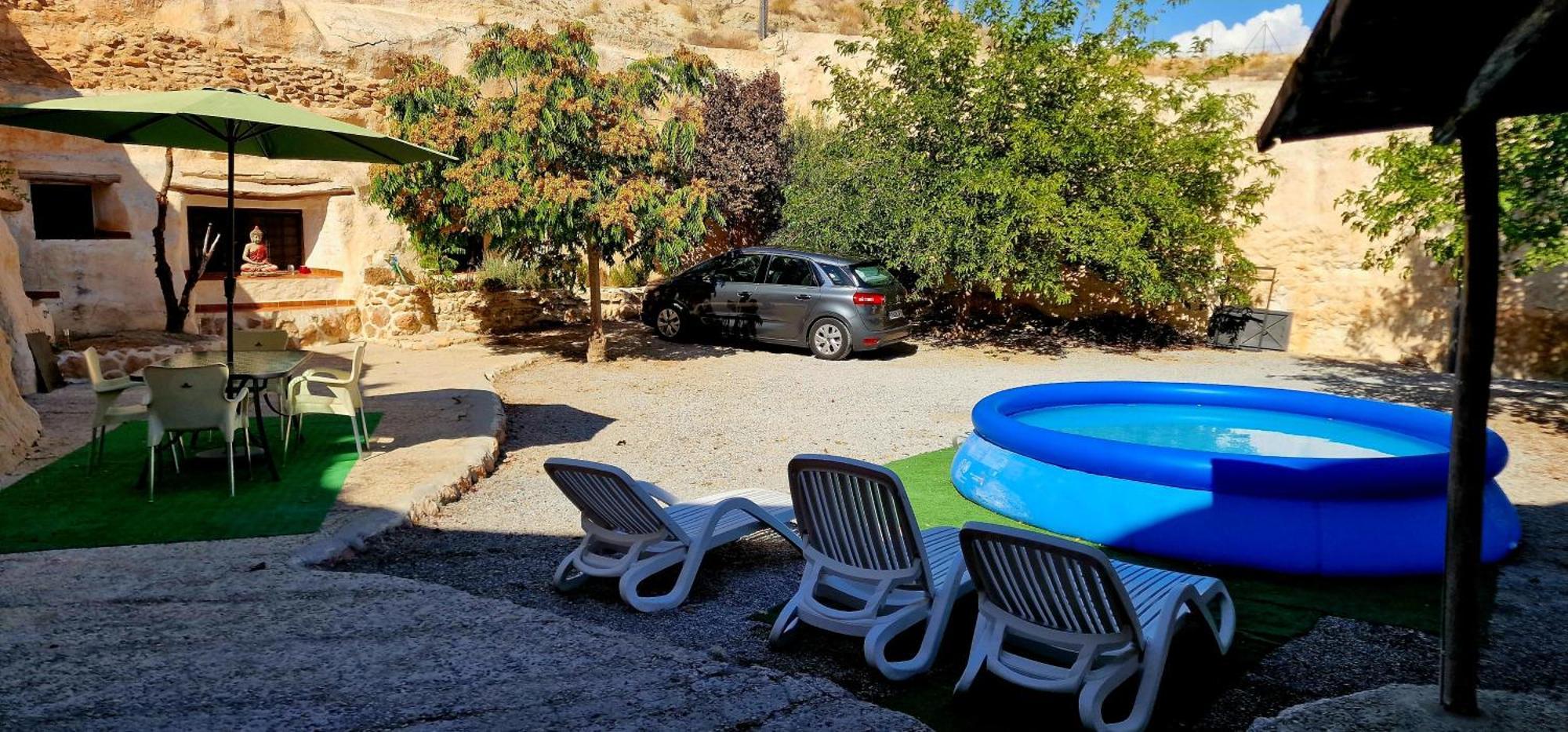Casa Cueva Cascamorras "Capricho Andaluz" Баса Экстерьер фото