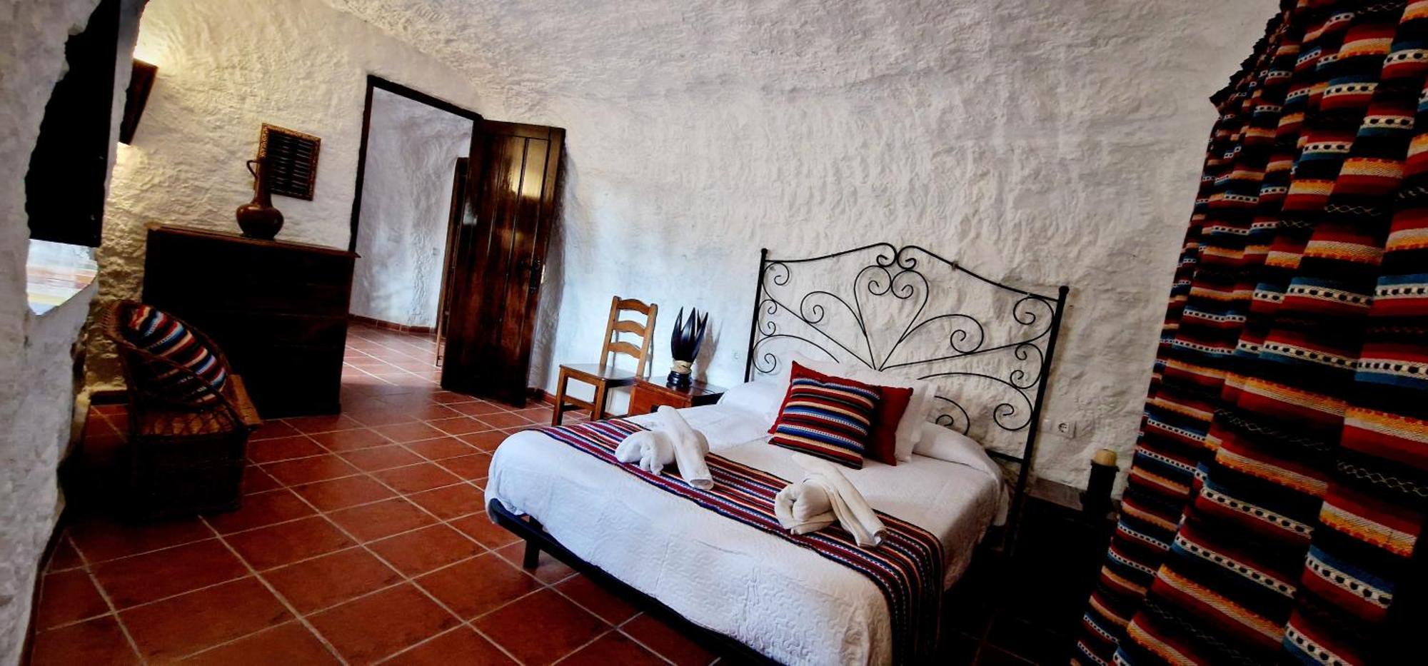 Casa Cueva Cascamorras "Capricho Andaluz" Баса Экстерьер фото